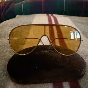 Tom Ford Sunglasses with Gold Frame and Amber Lenses